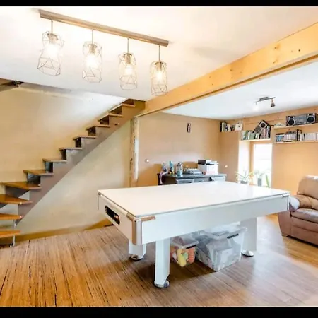 Gee Is Sharing Her Home Liege Exterior photo